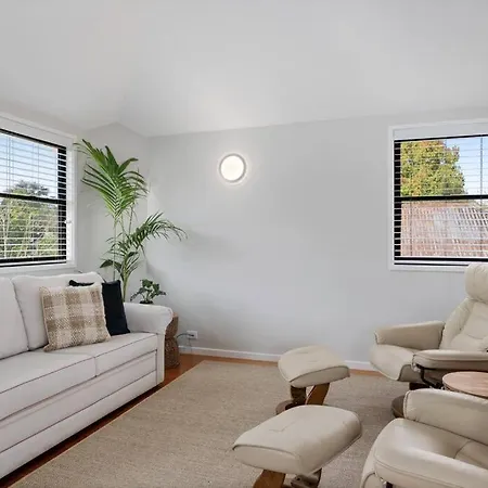 Spacious, Central 2Bed 2Bath, Newly Renovated Gem! Albury Exterior photo